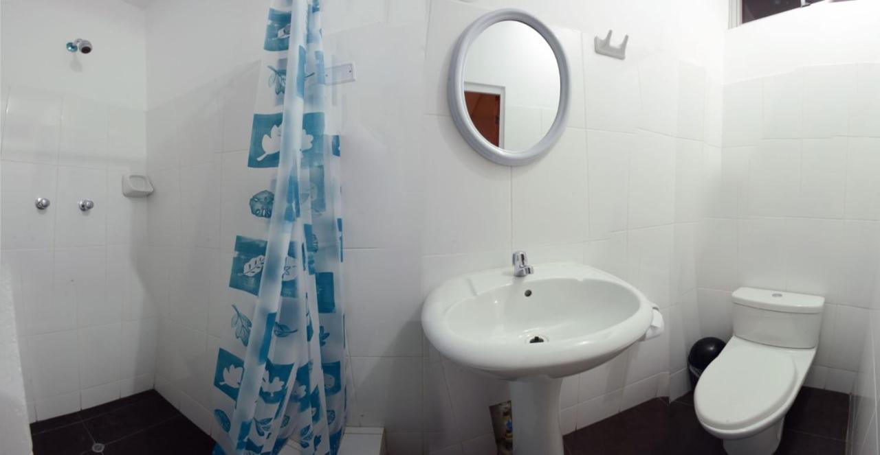 Hostal Casa Blanca Tarapoto Room photo
